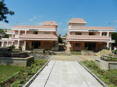 Shri Gajanan Maharaj Sansthan Trimbakeshwar Room Price, Reviews, Temple Distance & Booking Guide